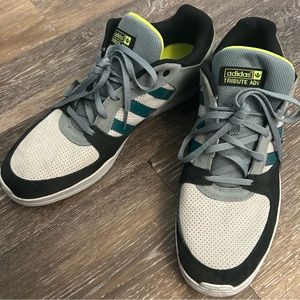 Adidas Tribute ADV Men’s Suede Skate Shoes Size 11.5
